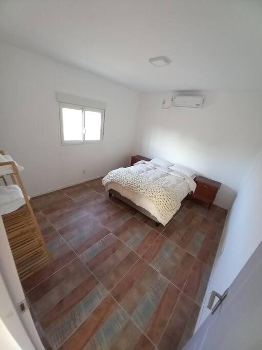 Comoda Casa Con Jardin En Colonia Del Sacramento Kültér fotó