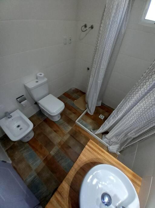Comoda Casa Con Jardin En Colonia Del Sacramento Kültér fotó